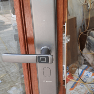 6. Khóa mã số Bosch ID 30BKB trang bị tính năng công nghệ mật khẩu Ảo chống coppy, chống nhìn trộm