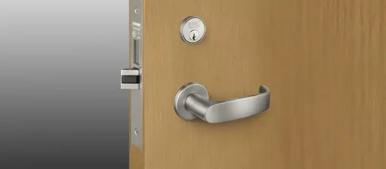 Những mẫu khóa cửa gỗ đẹp cho ngôi nhà của bạn